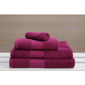 OLIMA CLASSIC TOWEL, Berry, 100X150 <font size=1>[ENG]</font>